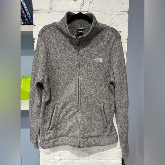 Jackets & Blazers - The North Face Gray Fleece Jacket‎